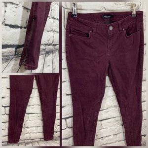 WHBM Skinny Leg Skimmer Jean Cabernet Zip Ankle